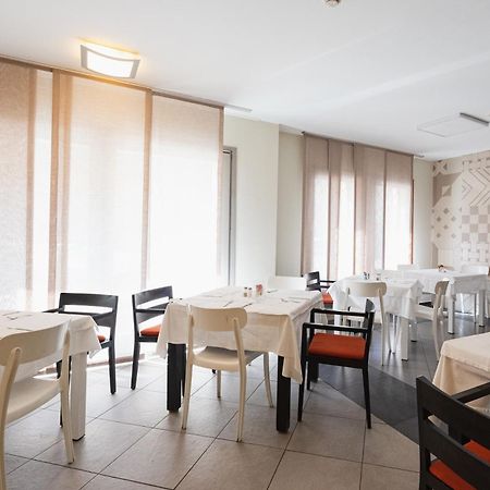 Parini Hotel Bosisio Parini Zewnętrze zdjęcie