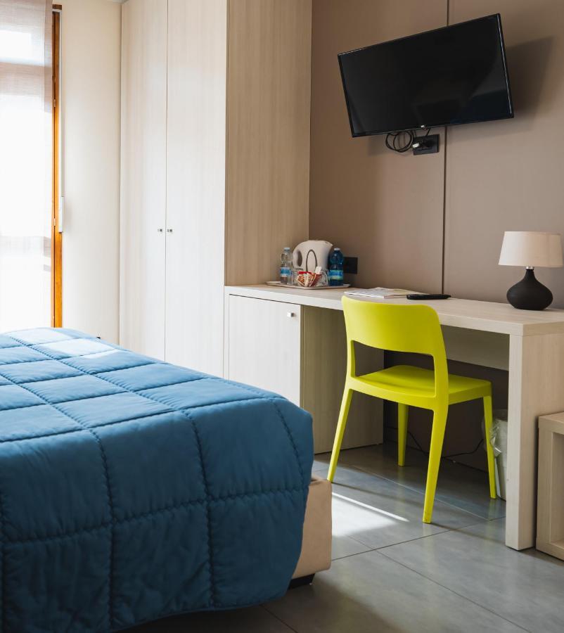 Parini Hotel Bosisio Parini Zewnętrze zdjęcie