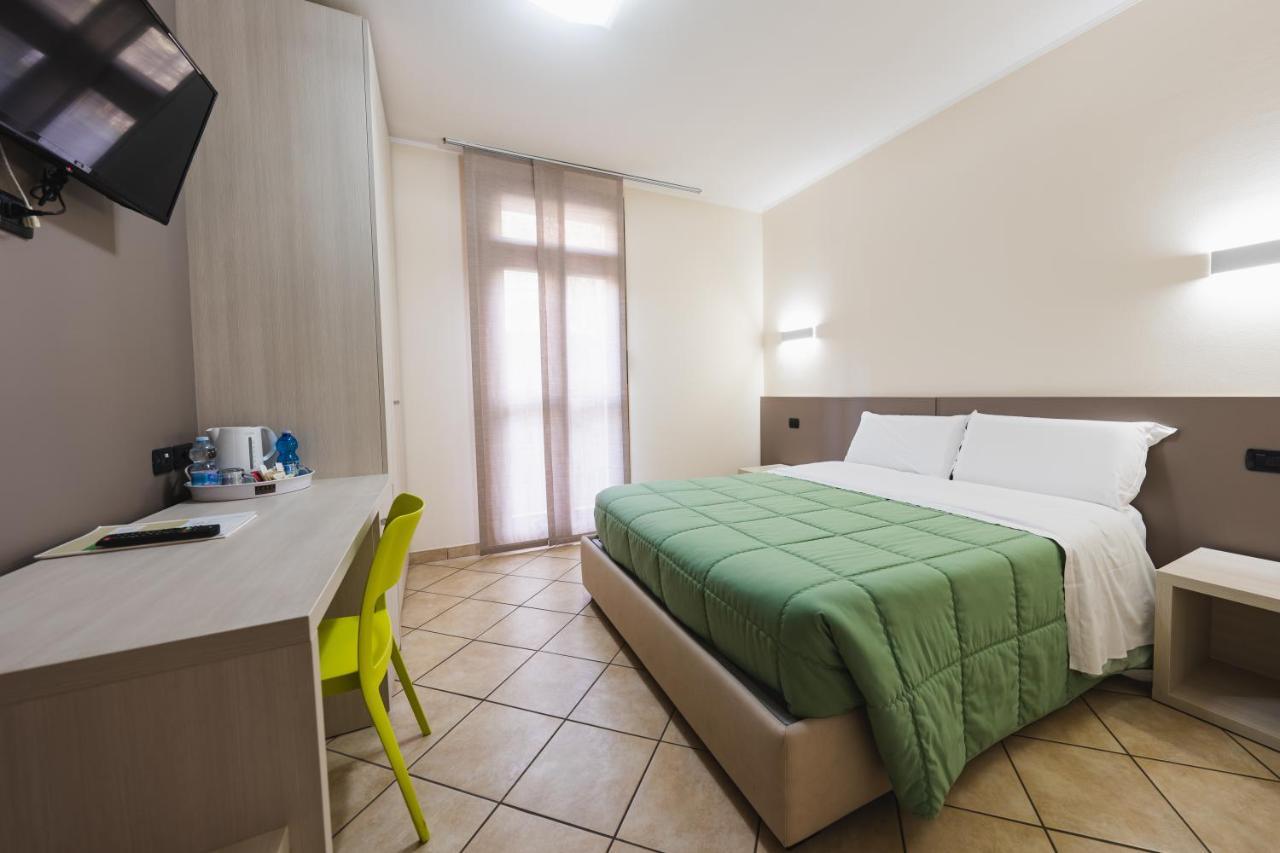 Parini Hotel Bosisio Parini Zewnętrze zdjęcie