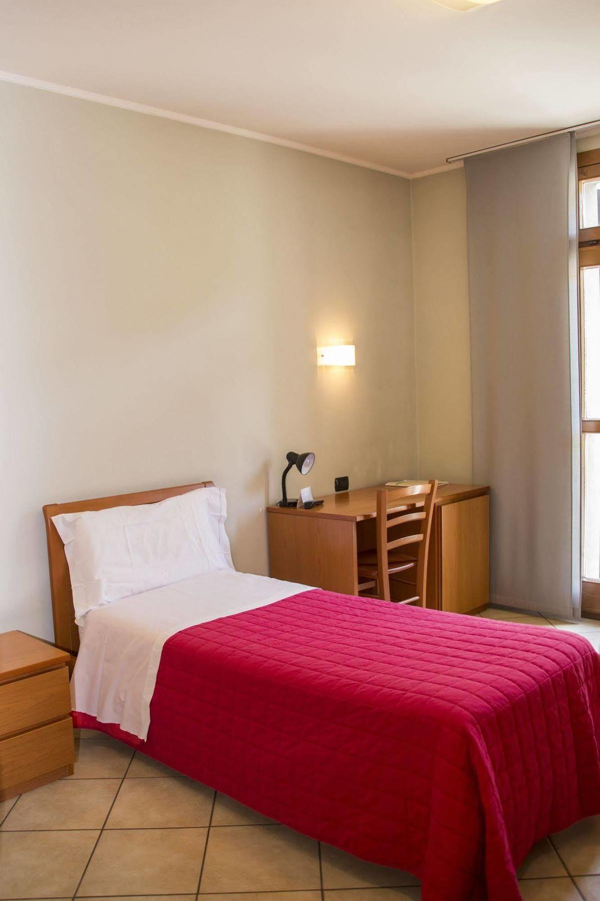 Parini Hotel Bosisio Parini Zewnętrze zdjęcie